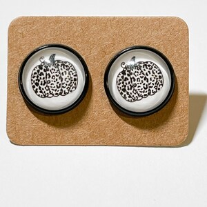 Leopard print pumpkin stud earrings