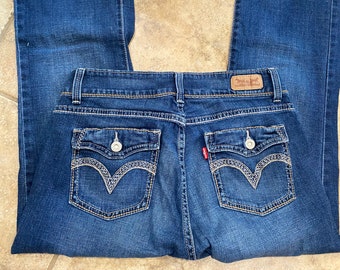 levi's curvy bootcut