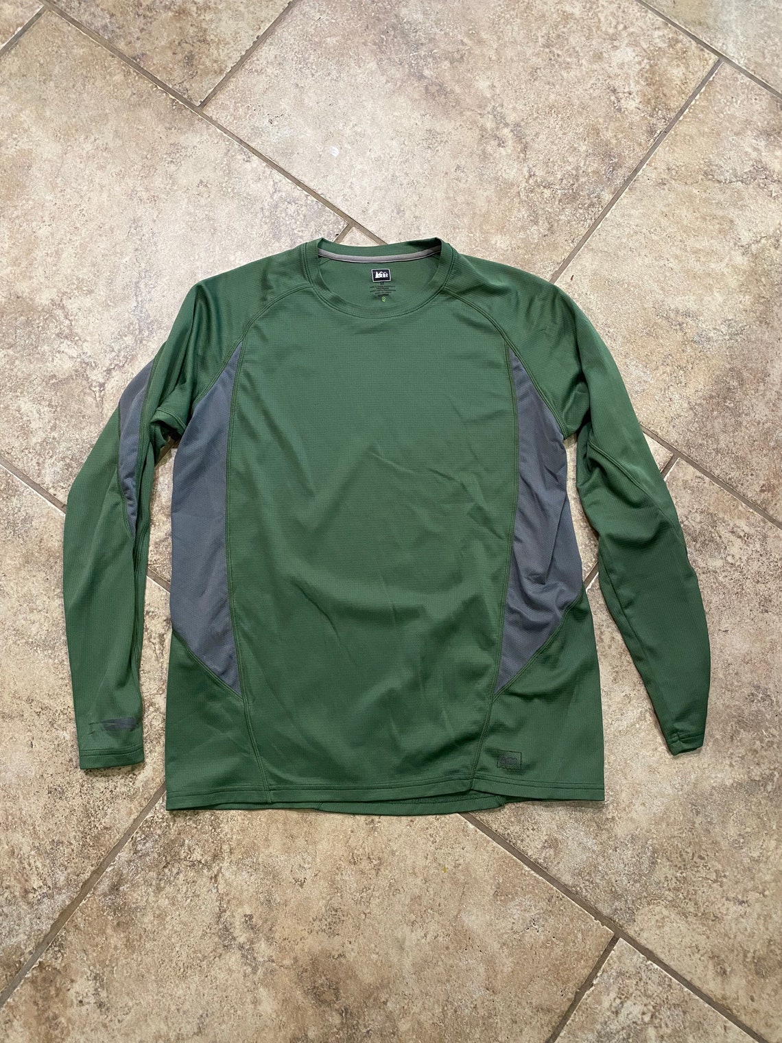 REI Green Gray Crew Neck Long Sleeve Hiking Active Shirt | Etsy