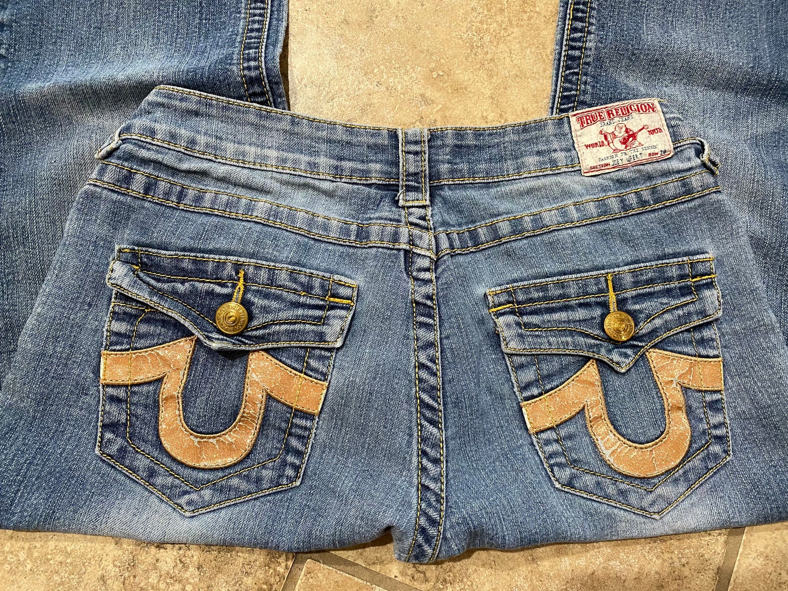 joey super t true religion