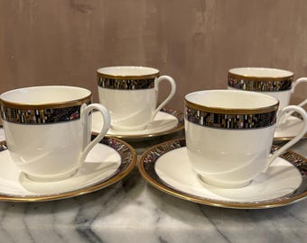 Cuatro tazas y platillos Mikasa Royal Glimmer – Elegante porcelana con borde negro / Inspirada en Gustav Klimt / Impecable / Excelente estado