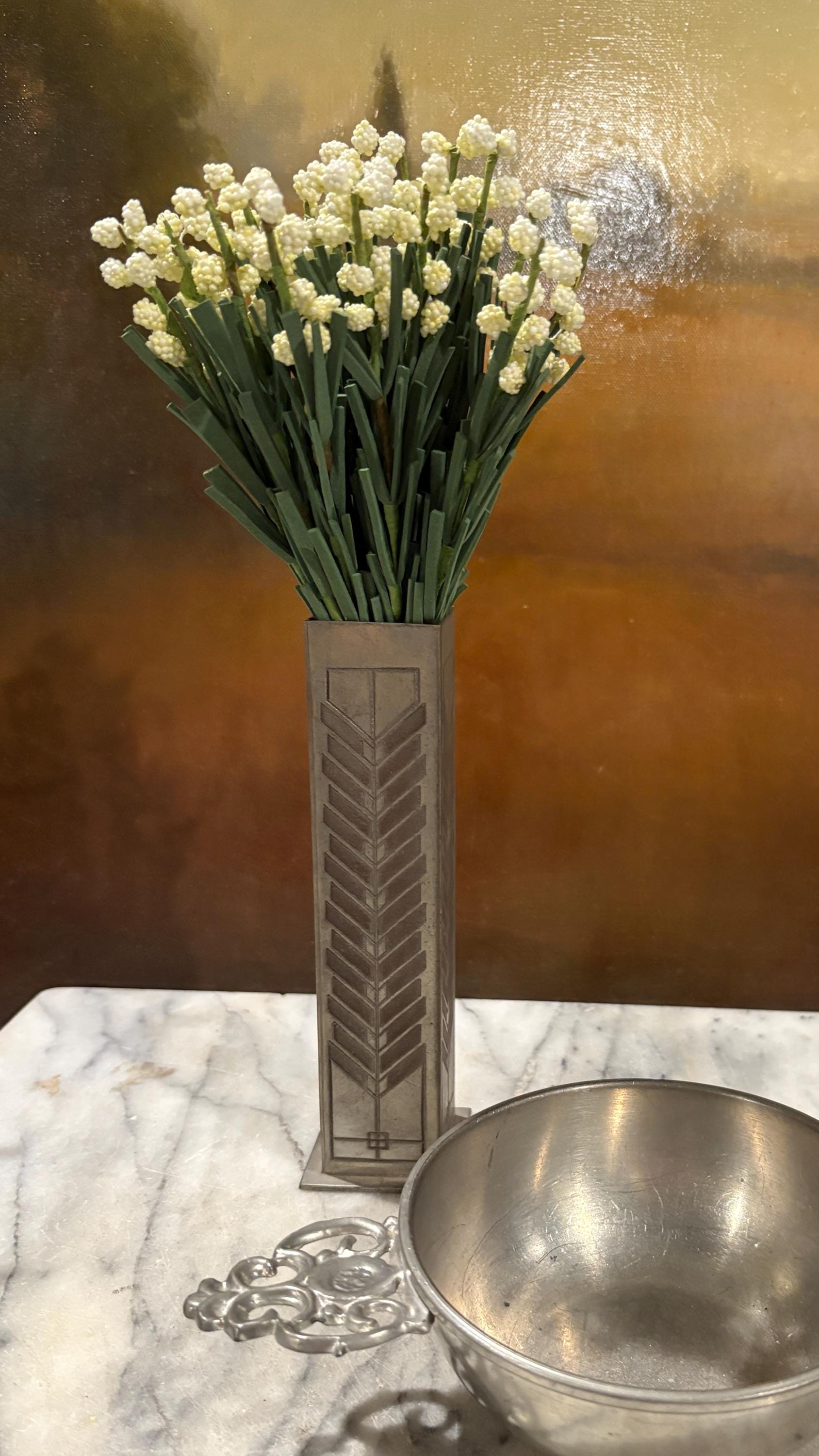 Frank Lloyd Wright Vase - Etsy