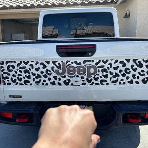 Jeep Gladiator Tailgate Decal - Cheetah / Leopard  Print