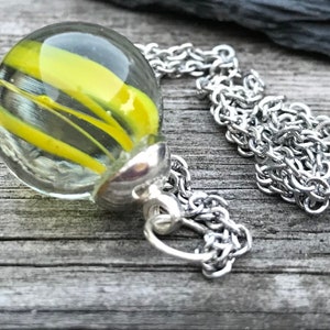 Retro Yellow Cat&#39;s Eye Glass Marble Necklace - Stainless Steel Chain