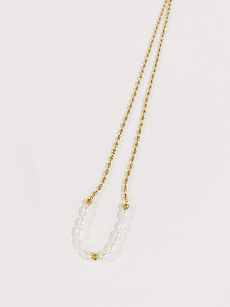 mothers day gift for Her Choker Necklace Gift for Her Dainty Pearl and Gold Choker Necklace Minimal Pearl Choker Layered Necklace