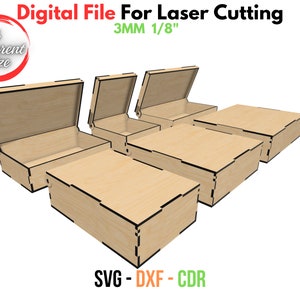 Puede incluir: Seis cajas de madera de diferentes tamaños con tapas, diseñadas para corte por láser. Las cajas están hechas de madera de 3 mm (1/8 de pulgada) de grosor. La imagen muestra las cajas en varias posiciones, con algunas tapas abiertas y otras cerradas. El texto "SVG - DXF - CDR" se muestra debajo de las cajas.