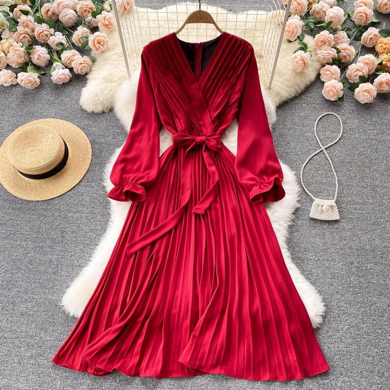 Long Sleeve Pleated Maxi Dress 