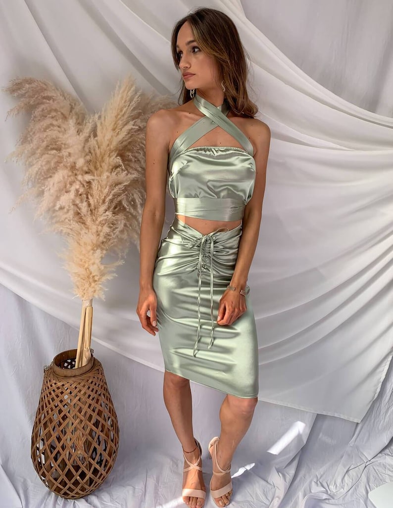 Maddy Two Piece Set Satin Olive Green
