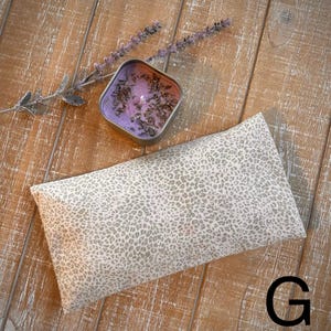 Handmade Lavender Eye Pillow with Flannel Cover: Aromatherapy, Weighted Eye Mask G