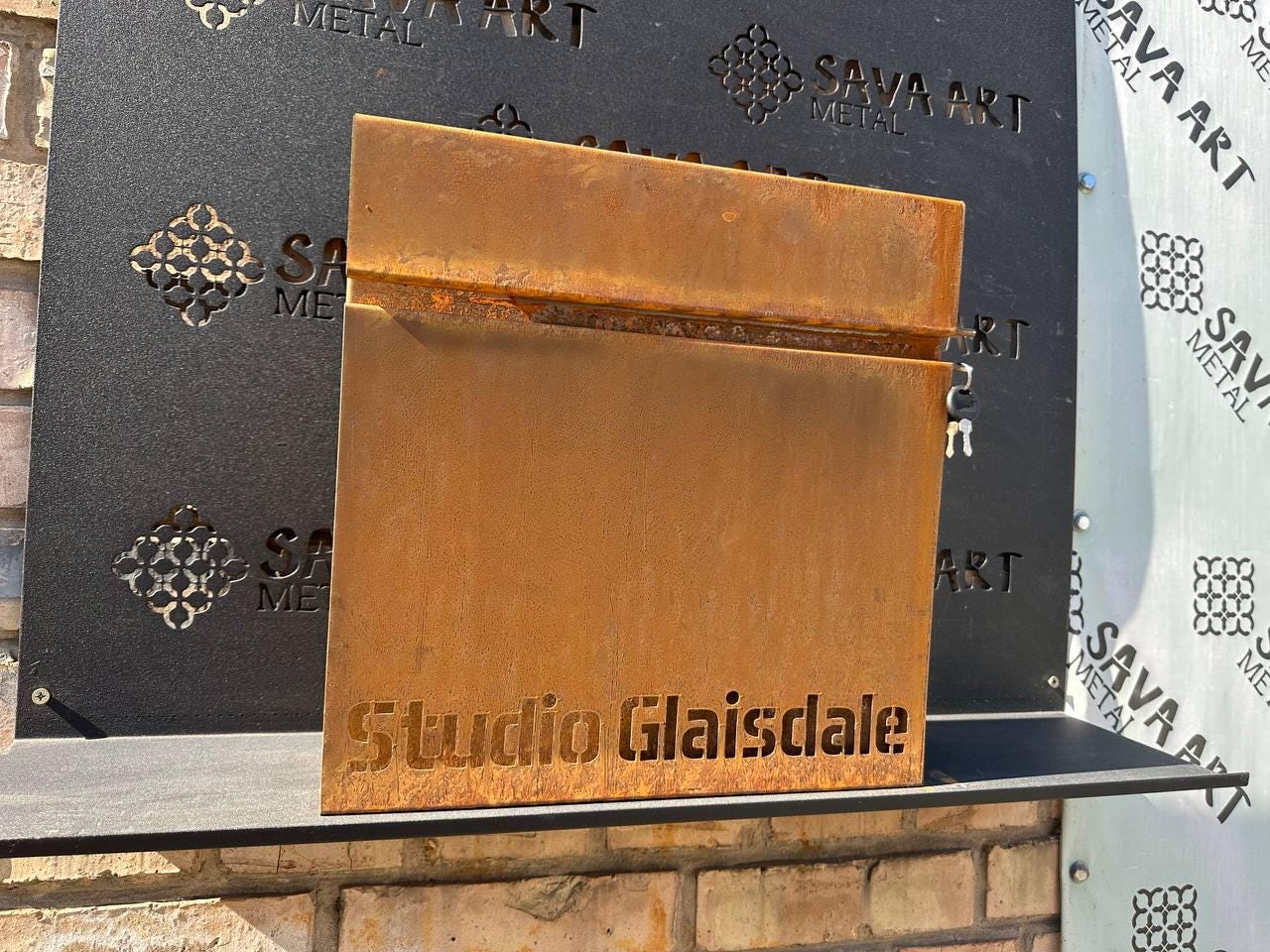 gallery photo