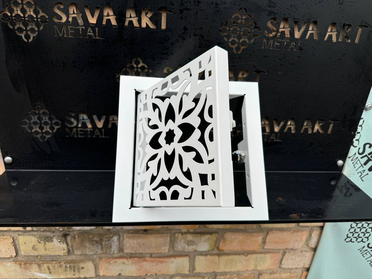 gallery photo
