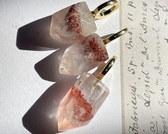 Hematite inclusion quartz charm Lepidocrocite Pendant dainty jewelry Hematite Quartz point crystal charm crystal jewellery Hematite jewelry