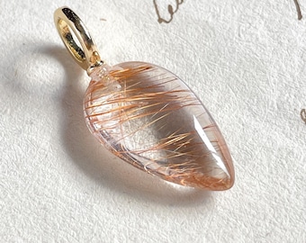 Colgante de rutilo de cobre Colgante de cuarzo rutilado Collar de piedras preciosas naturales Cuarzo rutilado Hallazgo raro Mineral Joyería minimalista Regalo para ella