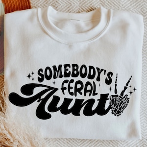 Somebody's Feral Aunt Svg, Cool Aunt Svg, Cool Aunt Club, Promovido para a tia, Tia Bestie, Anúncio da tia, Download digital