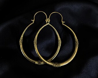 Boho Textured Brass Hoop Earrings, Large Tribal Patterned Creoles, Antique Gold Ethnic Hoop Dangles, Minimalist Gypsy Jewelry, Gift for Her