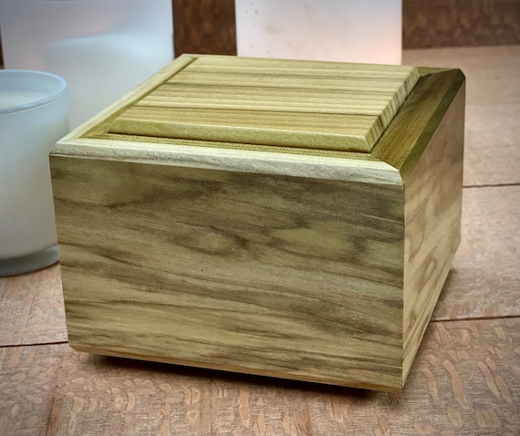 Wood pet urn, small to medium poplar wood