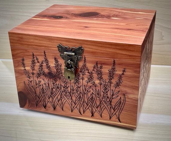 Red Cedar keepsake box / jewel box