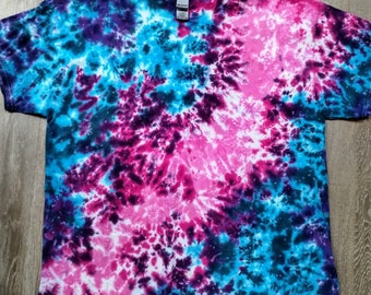 Adult XL galaxy tie dye shirt/stars/ celestial
