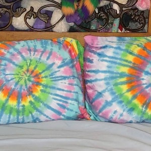 Custom tie dye pillowcases