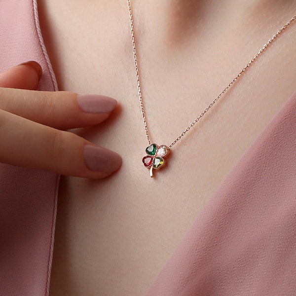 Personalized Shamrock Mother Necklace, Dainty Birthstone Necklace, Mothers Gift, Bridesmaid Gift, Custom Necklace, Personalized gift
