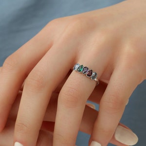 Birthstone 14k Solid Gold Rings for Mom Personalized Gold Christmas Gift Family Birth Stone 14k Gold Rings Dainty Custom Gemstone Jewelry