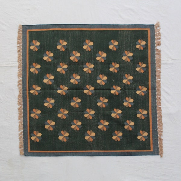 Square Sizes Dark Green Cotton Handmade Flower Design Rug- Hand Woven High Quality Cotton Flatweave Rug