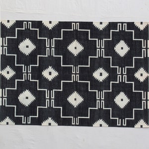 Multiple Sizes Black And White Handmade Rug- Hand Woven High Quality Cotton Flatweave Rug