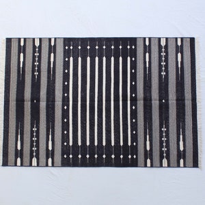 Multi Size Handwoven Traditional Rug - Dark Blue And White Hand Woven Geometric High Quality Cotton Flatweave Rug