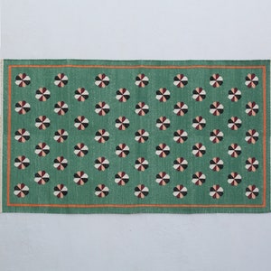 Tappeto con design floreale fatto a mano in cotone verde di dimensioni multiple - Tappeto a tessitura piatta in cotone di alta qualità tessuto a mano