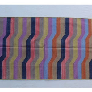 2.5x4 Handwoven Traditional Rug - Colorful Area Eco Friendly Rug  For Home Decor