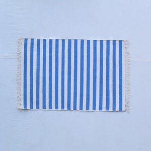 2x3 Small Size Ligth Blue And White Cotton Rug - Beautiful Washable Flat Weave Rug
