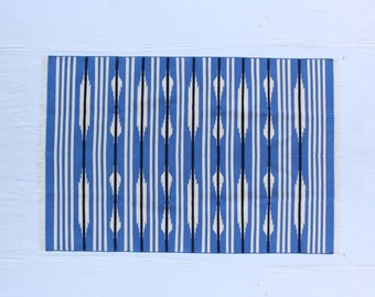 Multi Size Handwoven Traditional Rug -Blue And White Hand Woven Washable High Quality Cotton Flatweave Rug