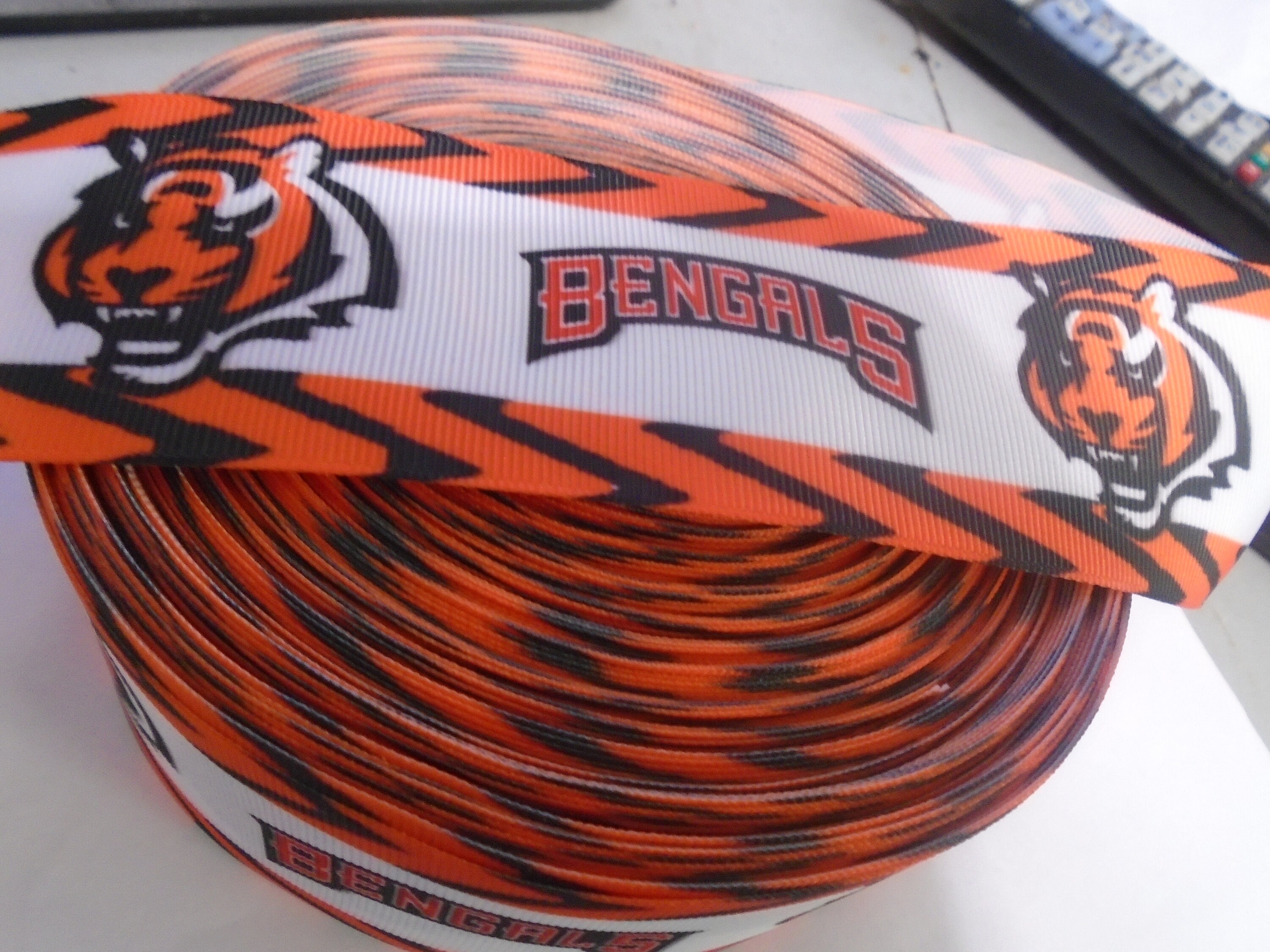 1 Yard of 2 inch Cincinatti Bengals grosgrain Ribbon 1 Yard of 2 inch Cincinatti Bengals grosgrain Ribbon