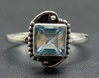 Handmade Sky Blue Topaz Sterling Silver Ring, US Size 8