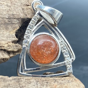 Natural Sunstone Silver Pendant, Handmade Sunstone Necklace, Healing Gemstone, Small Sunstone Pendant, Simple & Elegant Pendant, Power Stone