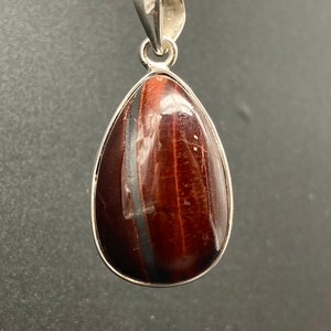 Natural Red Tiger Eye Silver Pendant Christmas Day, Tiger Eye Silver Pendant With Silver Chain, Healing Crystal, One of A Kind Pendant
