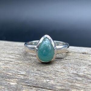 Natural Rare Grandidierite Silver Ring, Tear Cabochon Ring, Extremely Rare Grandidierite Ring, Green Blue Gemstone Ring, Ring Size US 6
