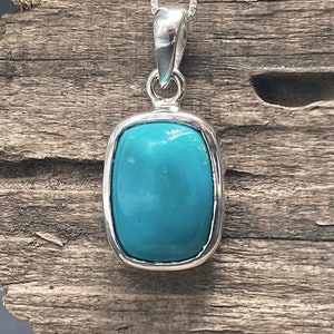 High Quality Arizona Turquoise Cushion Pendant 16x12.5mm in Sterling Silver with Chain | October Birthstone | Healing Crystal Jewelry