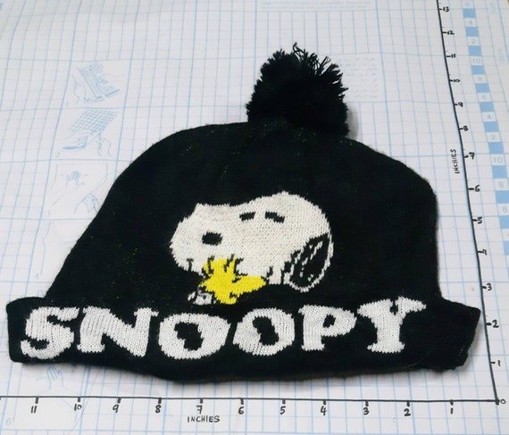 Vintage Snoopy Peanuts Beanie Hat
