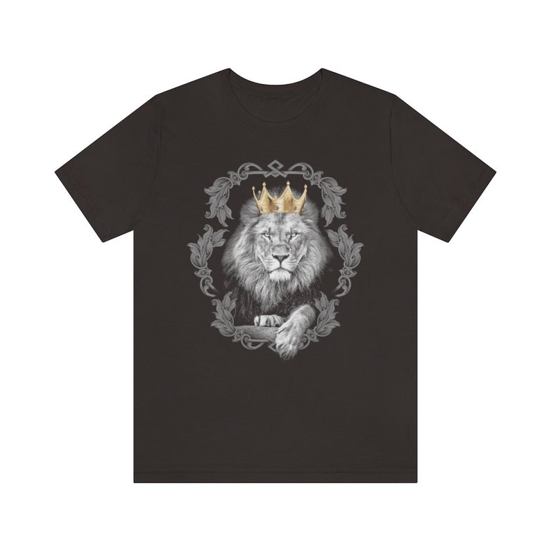 Löwe König T-Shirt, Krone Shirt, König Shirt für ihn, schwarz-weißer Löwe mit Krone Shirt Brown