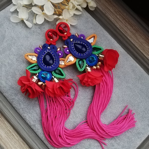 Boucles d'oreilles longues colorées avec pompons et fleurs en tissu, Bijoux élégants pour maman
