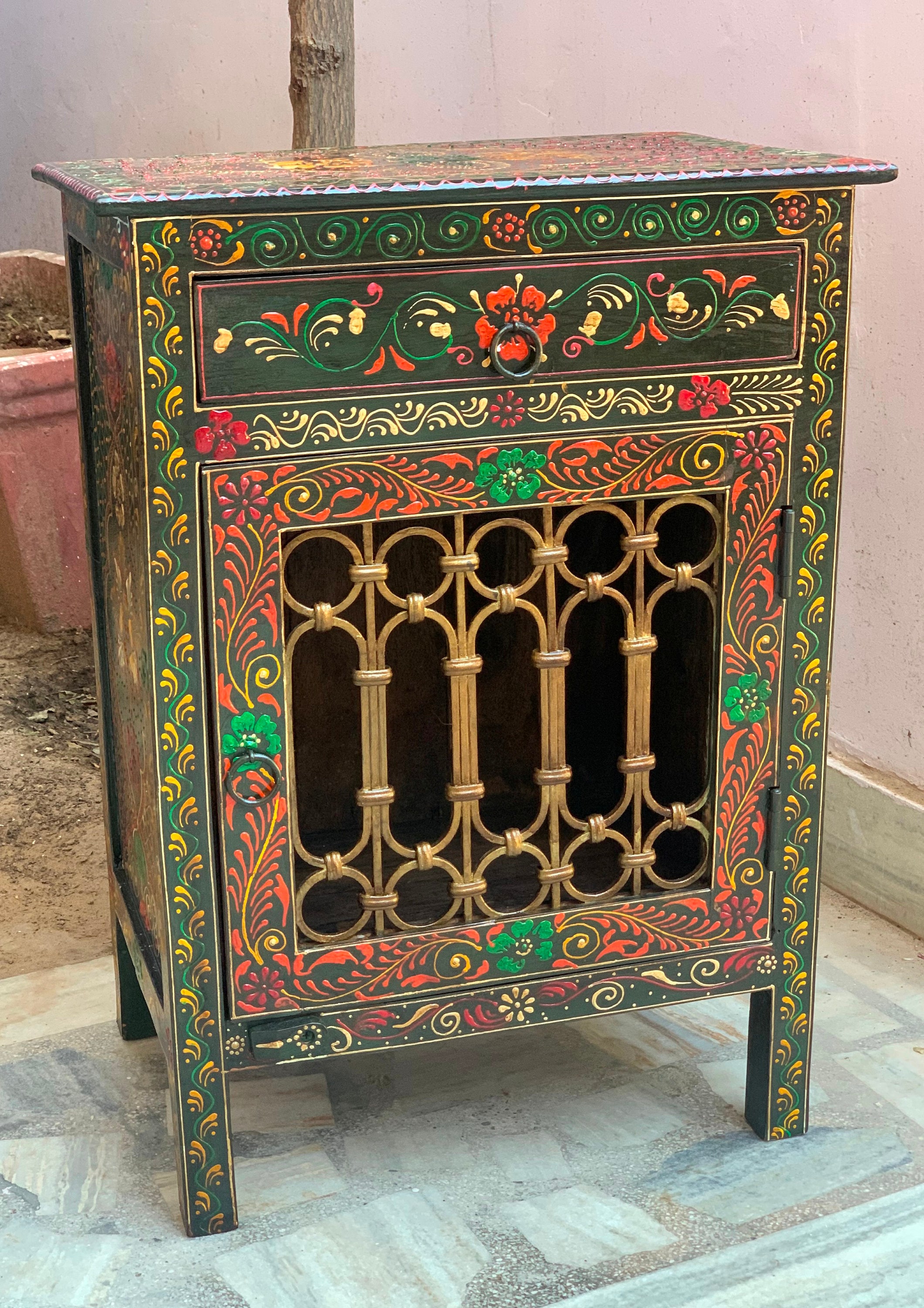 Small sale painted cupboard