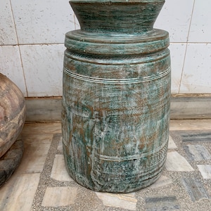 Hölzerner großer Pflanzer / indischer Mitteldekor / Mitteltischstück / handgemachter rustikaler Topf / antike hölzerne Blumenvase / alter Blumentopf / Wohnkultur