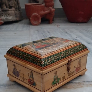 Carved Box Antique Container Box,Trinket Box,Jewellery box,Women Accessories Box,Royal Vanity Box Camel Bone Fitted Box Engraved Box