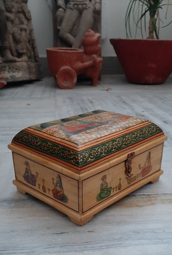 Painted Wood Box/Vintage Camel Bone Painted Box/Ca