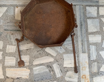 Antique Iron Sigdi Griller: Deshi Style Heater Oven, Decorative Ashtray
