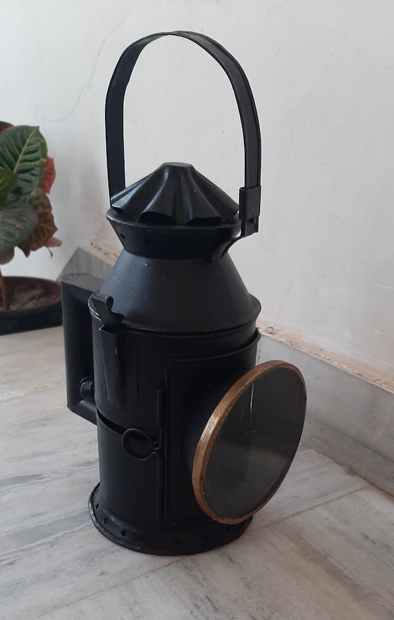 Vintage Railway Light Lamps/kerosene Lantern/indian Decor/railway