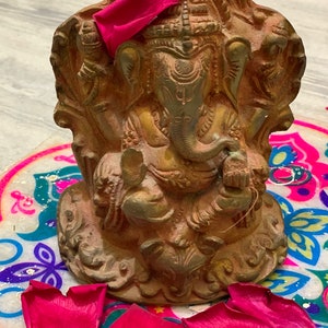 Vintage Hindu God Ganesha Brass Statue/Hand Carved Elephant Hindu God Figurine/Ganpati Statue/Religious Worship Ganapati Idol/Home Decor