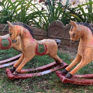 Wooden Horse Statue With Painted Accents/Set of 3 Animal Figurine/Old Animal Toy For Children/Distressed Horse/Indian Wooden Horse Sculpture
