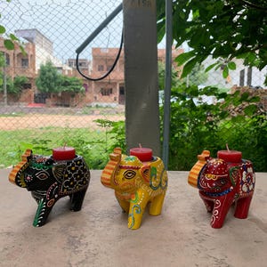 Hand-Painted Wooden Elephant Tealight Holder Set: Indian Decor